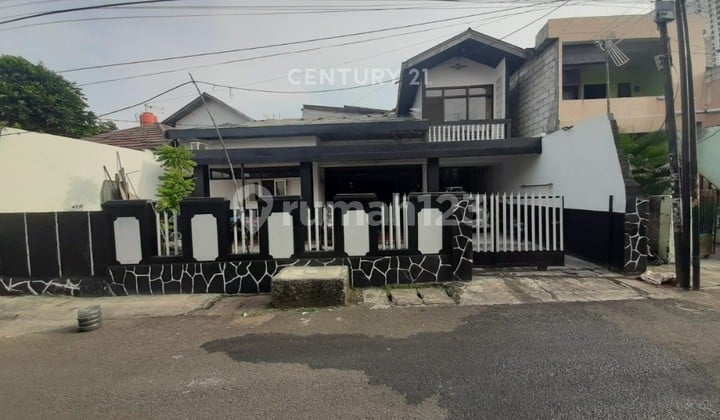 Dijual Rumah Siap Huni di Setiabudi Jakarta Selatan