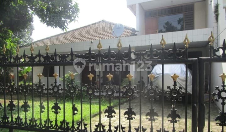 Dijual Rumah Luas dan Siap Huni di Pesanggrahan Jakarta Selatan