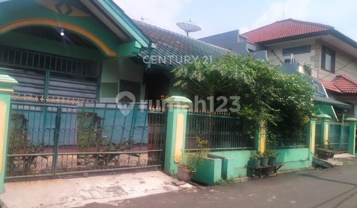 For Sale Spacious Safe and Comfortable House in Pondok Kopi East Jakarta