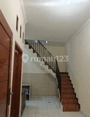 Dijual Rumah Siap Huni 2 Lantai di Jagakarsa Jakarta Selatan