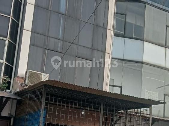 Quick Sale of a Shop House in Gunung Sahari, Central Jakarta