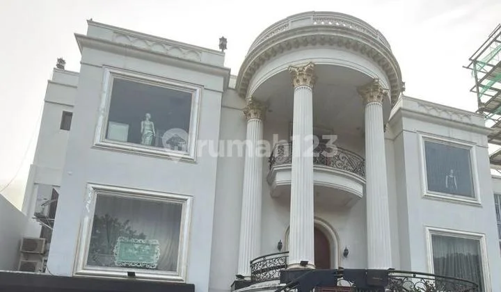 For Rent: House on Pluit Timur Raya, North Jakarta