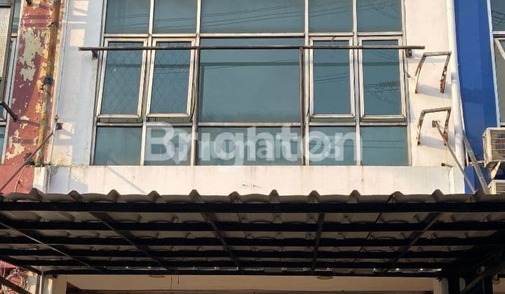 Ruko 3 Lantai, Siap Pakai, Strategis, Dekat Pintu Toll Bekasi Timur