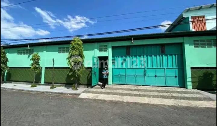 Dijual Cepat Gudang Siap Pakai di Lebak Timur Asri
