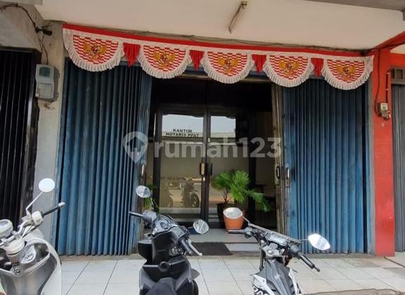 Shop House in Kali Malang For Sale. Fast.