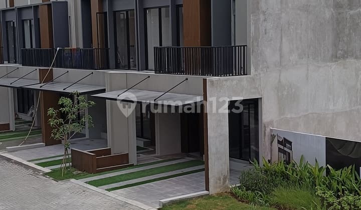 Dijual Rumah Siap Huni 3 Lantai Duri Kosambi