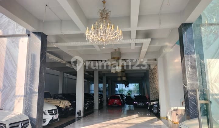 Jual Cepat Showroom Jakarta Barat 3 Lantai 1585M