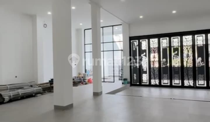 Jual Rumah Sunter 5 Lantai Dengan Swimming Pool Dan Lift