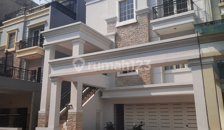 Dijual Rumah Komplek Elit Sunter
