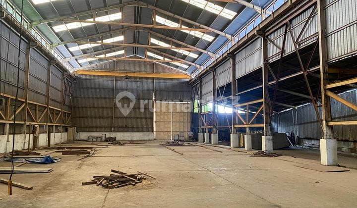 Disewakan Gudang Jalan.raya