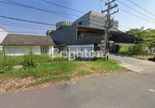 Depan Rs Unair Persis Tanah Raya Dharmahusada Permai