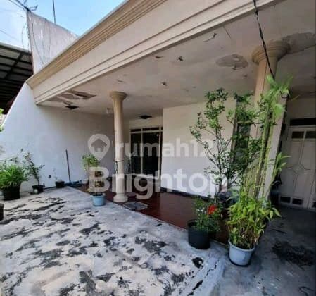 Hitung Tanah Row 3 Mobil Rumah Wisma Permai Strategis