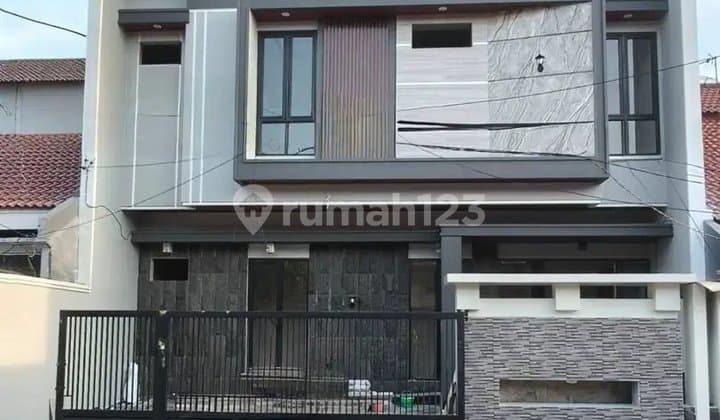Langka! Lebar 10 New Gress Rumah Manyar Jaya Praja Row 3 Mobil