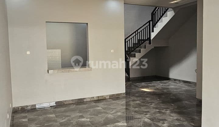 New Gress Minimalis Lebar 7 Row 3 Mobil Sukolilo Dian Regency