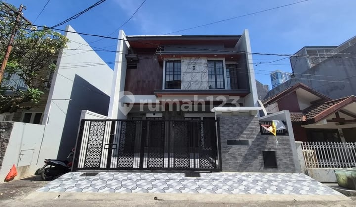 Width 9 New Row 3 Wisma Permai Barat House