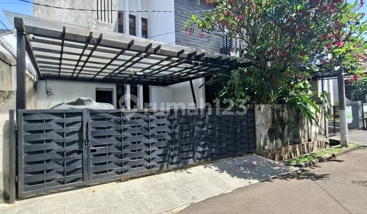 Modern Minimalis Cluster Exclusive Bintaro Sektor 9