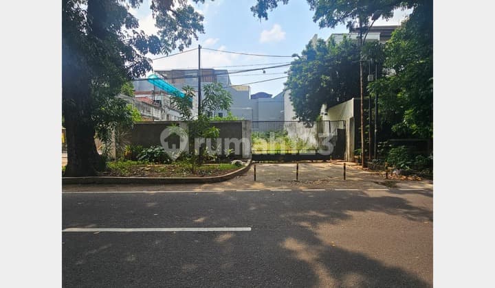 Land for Sale in Panglima Polim, Prime and Elite Location