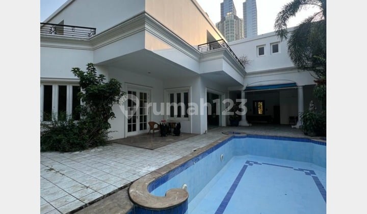House For Sale At Kuningan Jakarta Selatan