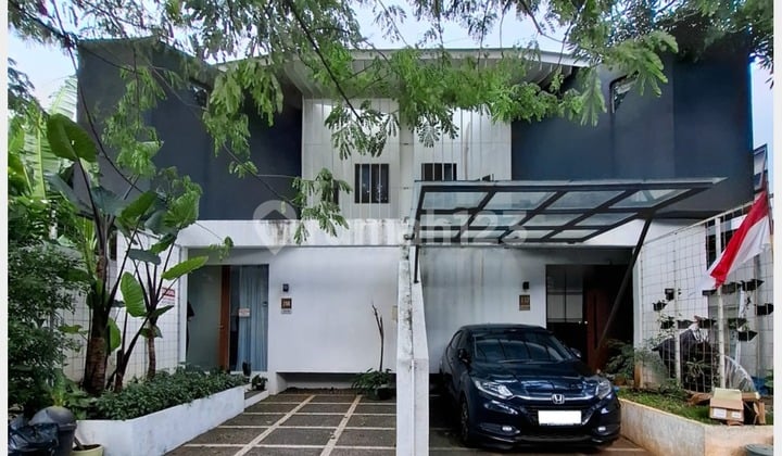 Rumah Secondary Modern Minimalist Siap Huni