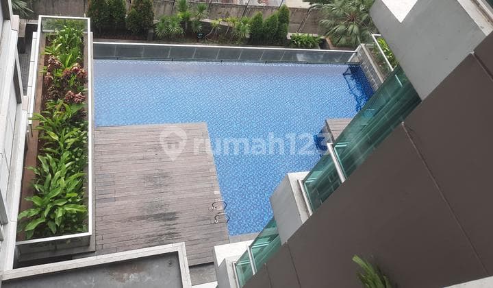 Dijual Apartemen 2 Kamar Tidur View Kolam Renang