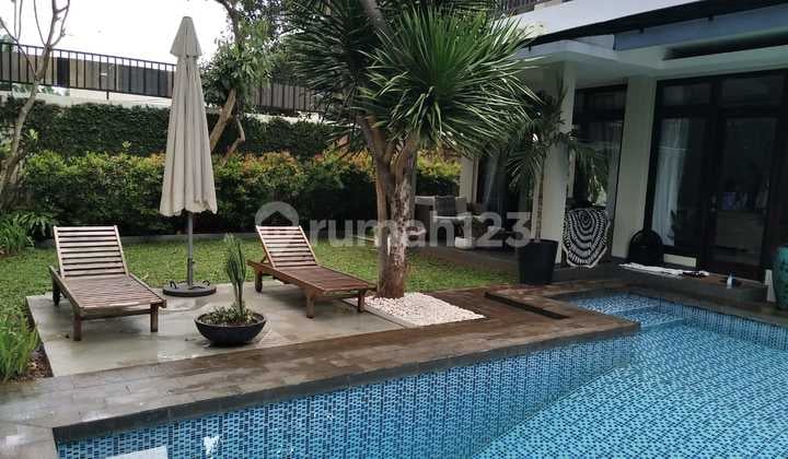 Disewakan Rumah Mewah di Kemang Jakarta Selatan Aman Nyaman Dekat Area Belanja Bebas Banjir
