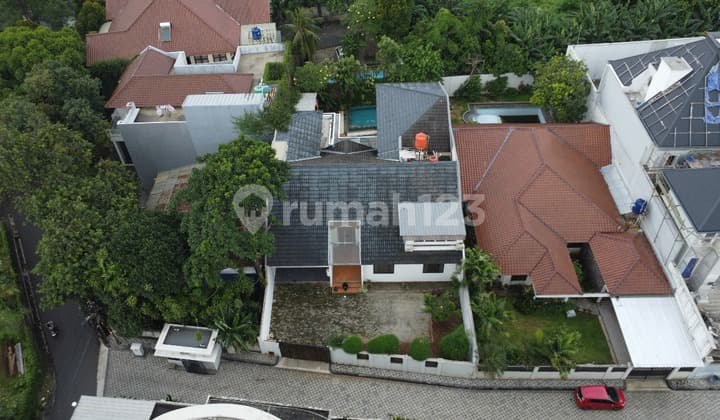 Dijual Rumah Luas Bebas Banjir Siap Huni di Pejaten