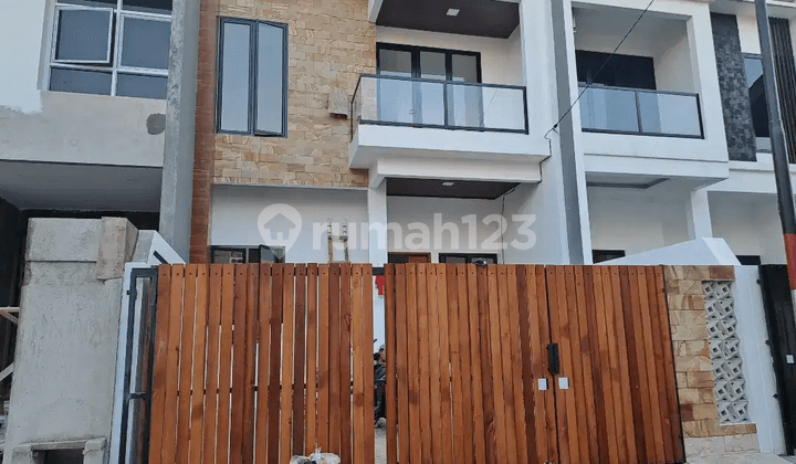 100% NEW !! ELEGANT HOUSE IN TAMAN MALAKA - PONDOK KELAPA