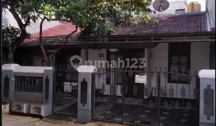 Cool House in Kemang Ifi Graha - South Bekasi