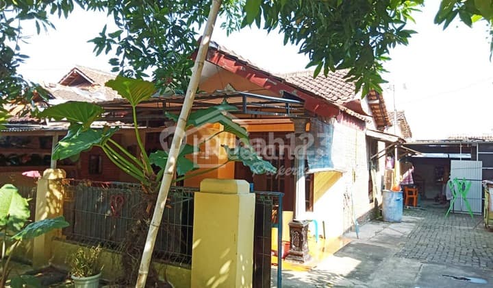 Rumah di Jatisari Gisikdrono , Semarang Hl 5372