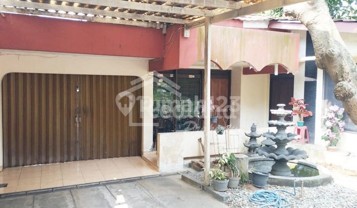 Rumah di Bukit Sari, Semarang Hl 5518