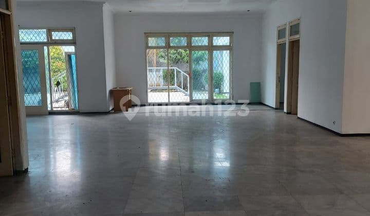 Dijual Rumah Hitung Tanah Pinggir Jalan Raya, Di Jagakarsa Jaksel. (dd)