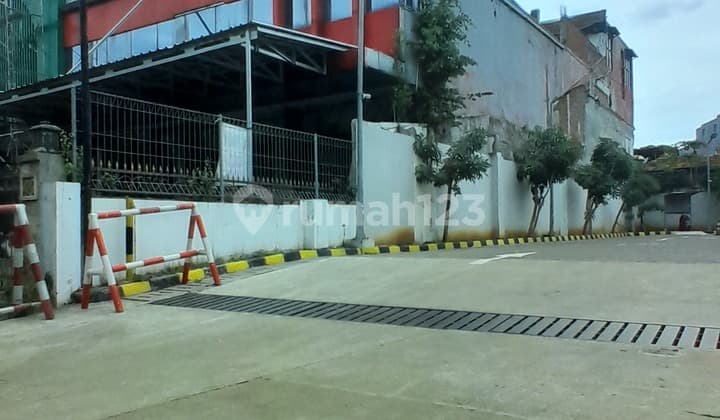 Disewakan Ruko Gandeng 3 Di Dekat Jalan Minangkabau Manggarai, Jaksel (ir)