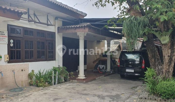 Disewakan Rumah Cocok Untuk Kantor, Resto, Klinik, Butik Di Pejaten Dekat Kemang (ir)