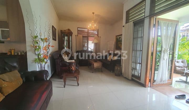 Disewakan/Dijual Rumah Halaman Luas Komplek Ma Pejaten (Ir/Cm)