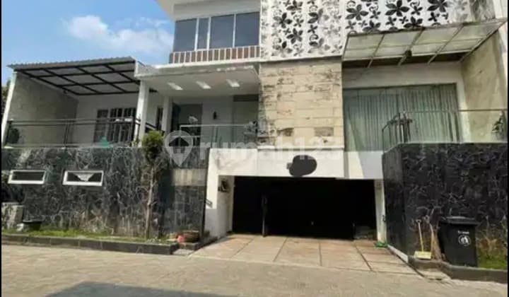 For Sale 3-Story House in Cilandak, South Jakarta (dd)
