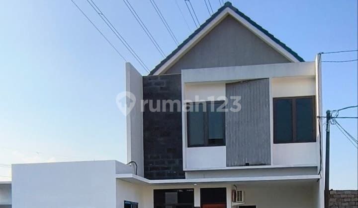 Ready-to-Occupy House with No Down Payment Near LRT and Toll Gate in Cimanggis Close to Cibubur