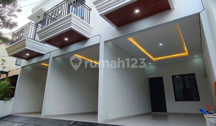 Rumah Murah 2 Lantai Siap Huni Akses Strategis Dekat Jalan Raya Utama dan LRT di Ciracas Jaktim