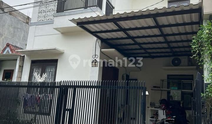 Dijual Cepat Rumah Siap Huni Dalam Komplek Akses Pintu Tol dan MRT di Megapolitan Cinere