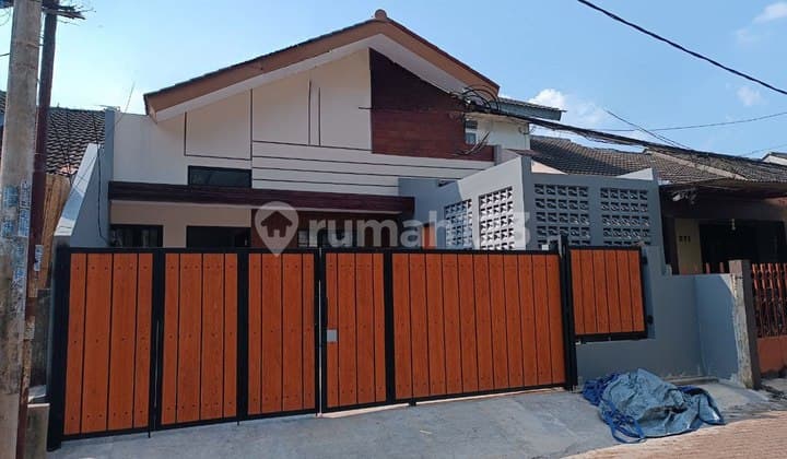 Rumah 1 Lantai Siap Huni Tanah Luas Dalam Komplek Dekat Stasiun di Nusa Indah Ciputat