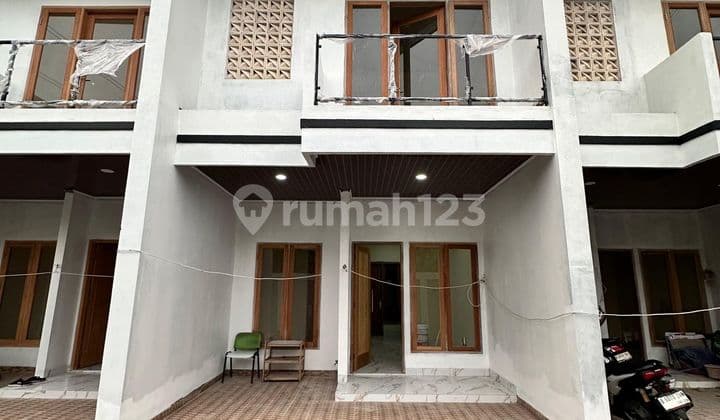 Rumah Modern Siap Huni Dalam Cluster Nempel Cinere di Limo Depok