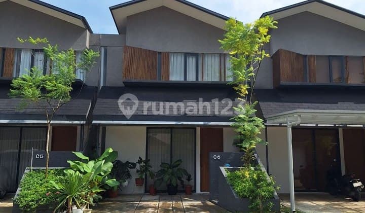 Rumah Bagus Siap Huni Fasilitas Lengkap Lokasi Terbaik dan Strategis di Pamulang Tangsel