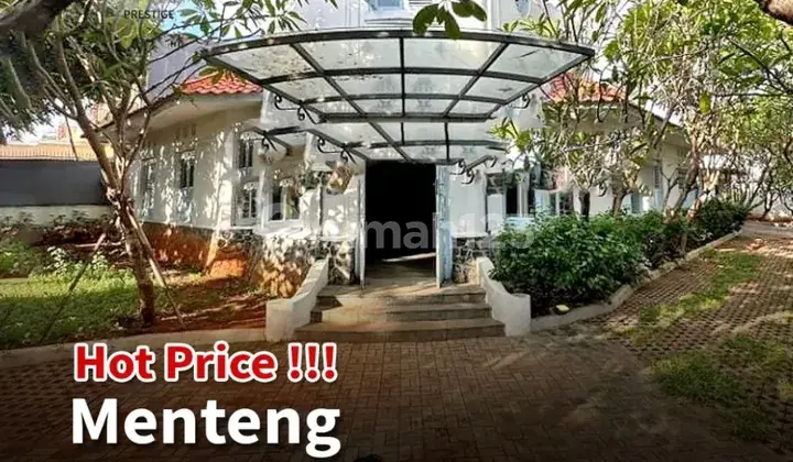 Price Drop!! For Sale
Classic Strong Colonial House
Spacious, Green, and Comfortable
Land Area +/- 938 M2, Menteng Area, Pegangsaan
Central Jakarta
House Position Faces West - South, 1.5 Floors Building
Wide Front & Back Garden
Large Kitchen
Good Lighting and Air Circulation