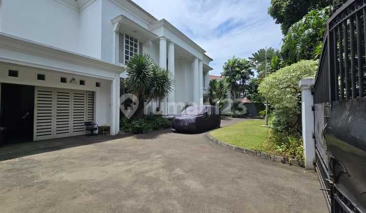 For Sale Rumah Mewah Siap Huni Di Selong Senopati Kebayoran Baru Jakarta Selatan Shmluas Tanah 1.090m2 ( Fisik 1.220m2 )luas Bangunan 670m2bangunan 2 Lantaikamar Tidur 6 Kt (2 Dibawah, 4 Diatas)kamar Mandi 6 Kmprivate Swimming Poolpln 30000wattair Jetpump