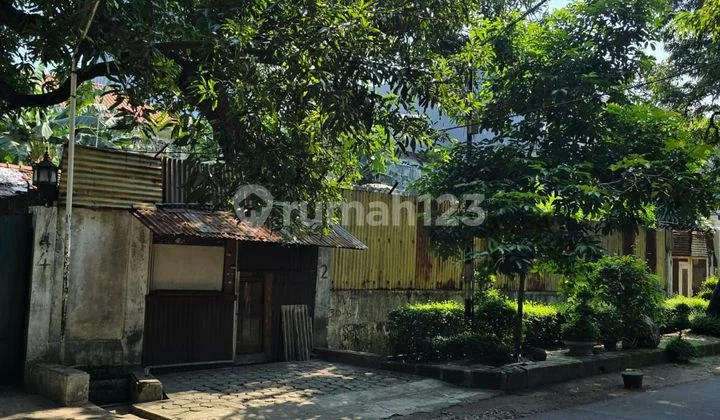 For Sale Tanah Kavling di Wijaya Kebayoran Baru Jakarta Selaatan Shmluas Tanah . 581M²Jalan Lebar 3 Mobilharga 38 M Nego Tipis