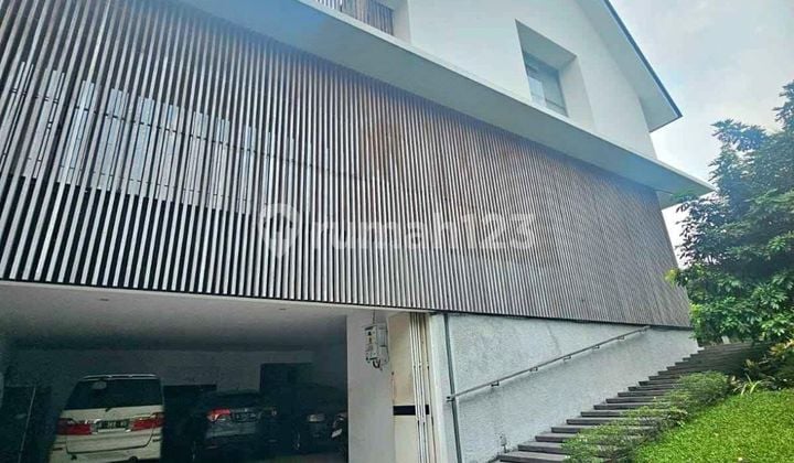 **For Sale Luxury House in Taman Radio Dalam, South Jakarta**
**Specifications:**
- Land Area: 890 m²
- Building Area: 1,285 m²
- 7 Bedrooms
- 8 Bathrooms
- Gaming Room
- Gym Room
- Library Room
- Swimming Pool
- Separate Art Block
- Carport for 8 Cars
- Security Post
- Genset Ready
- Storage Room
- Water Treatment System
- Grade D Building