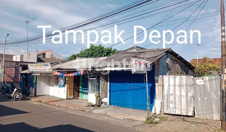 Tanah hrg NJOP bonus kontrakan 8 unit.