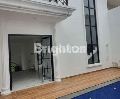 Rumah Mewah 2 lt +kolam renang di area elit Sentul City