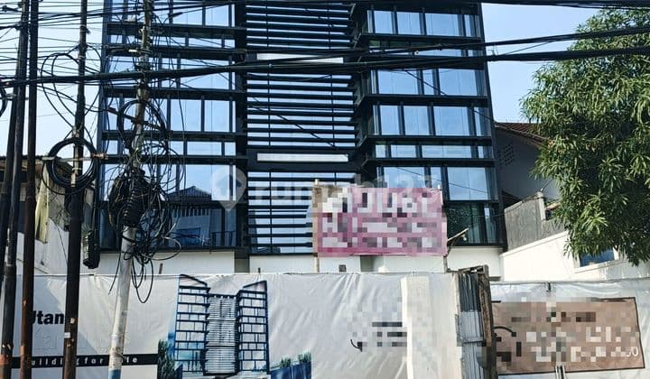 Ruko Ada Lift di Utan Kayu