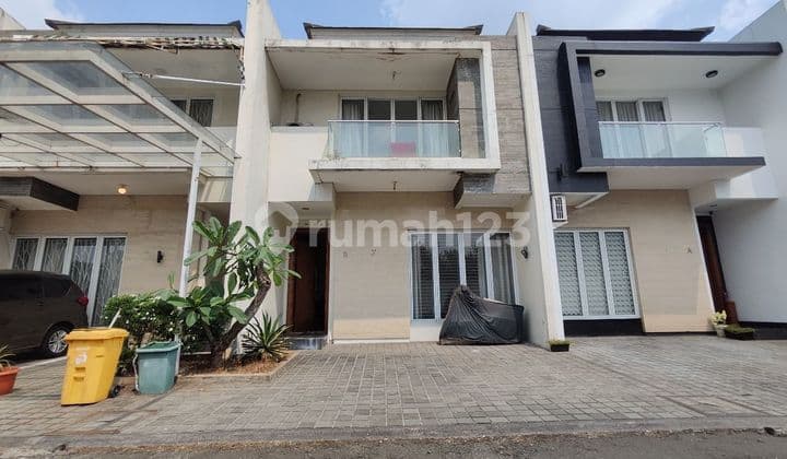 Rumah 2 Lantai Shm Bagus Di Cinerea Raya