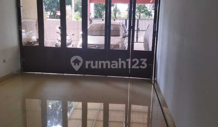 Beautiful House in Cibubur 2 Floors